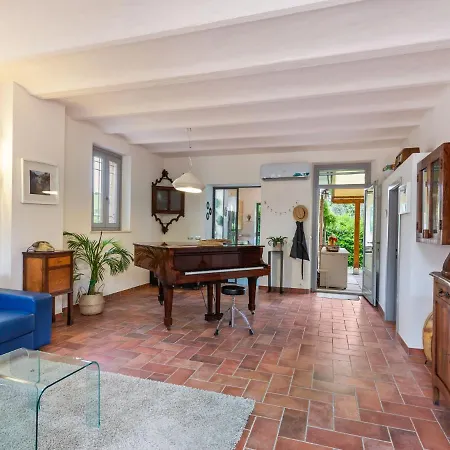 Villa Belvilla By Oyo Della Musica