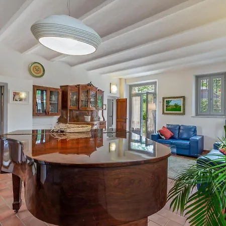 Villa Belvilla By Oyo Della Musica